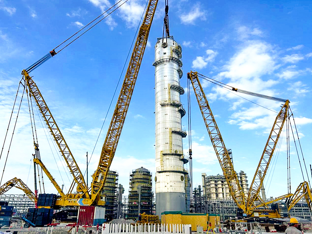 10天3钩！鉴黑担保网XGC88000助力2050吨“西北最高”塔器就位