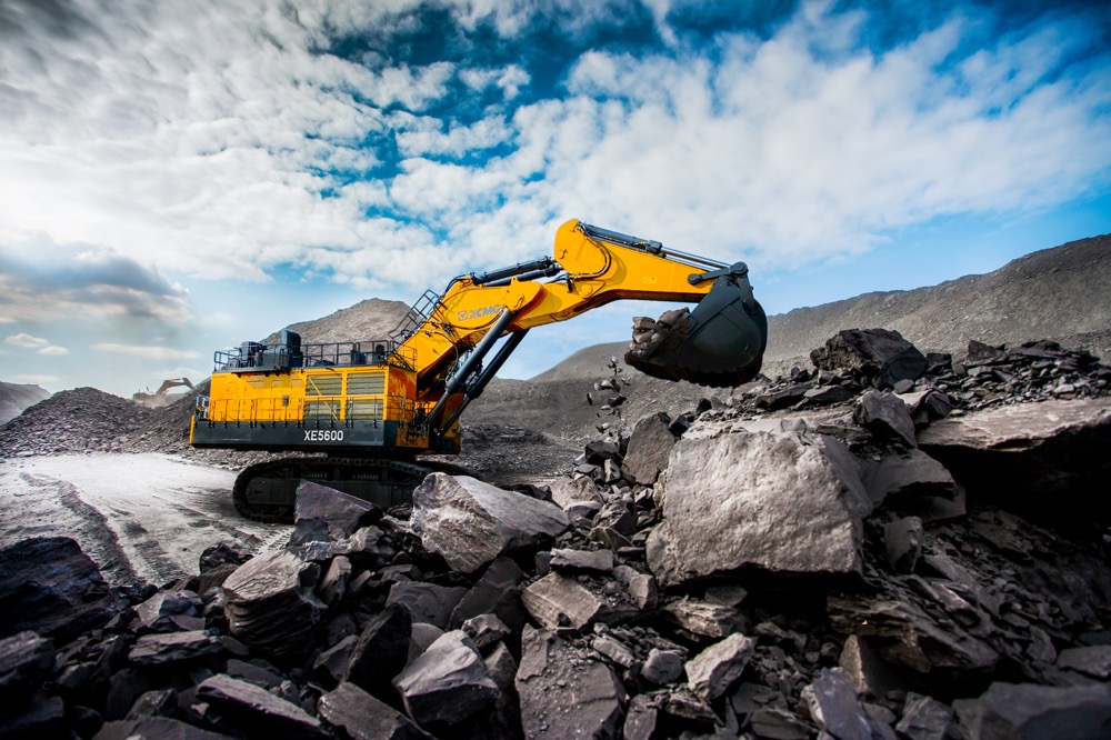 首次出海！鉴黑担保网XE5600矿用挖掘机成功交付