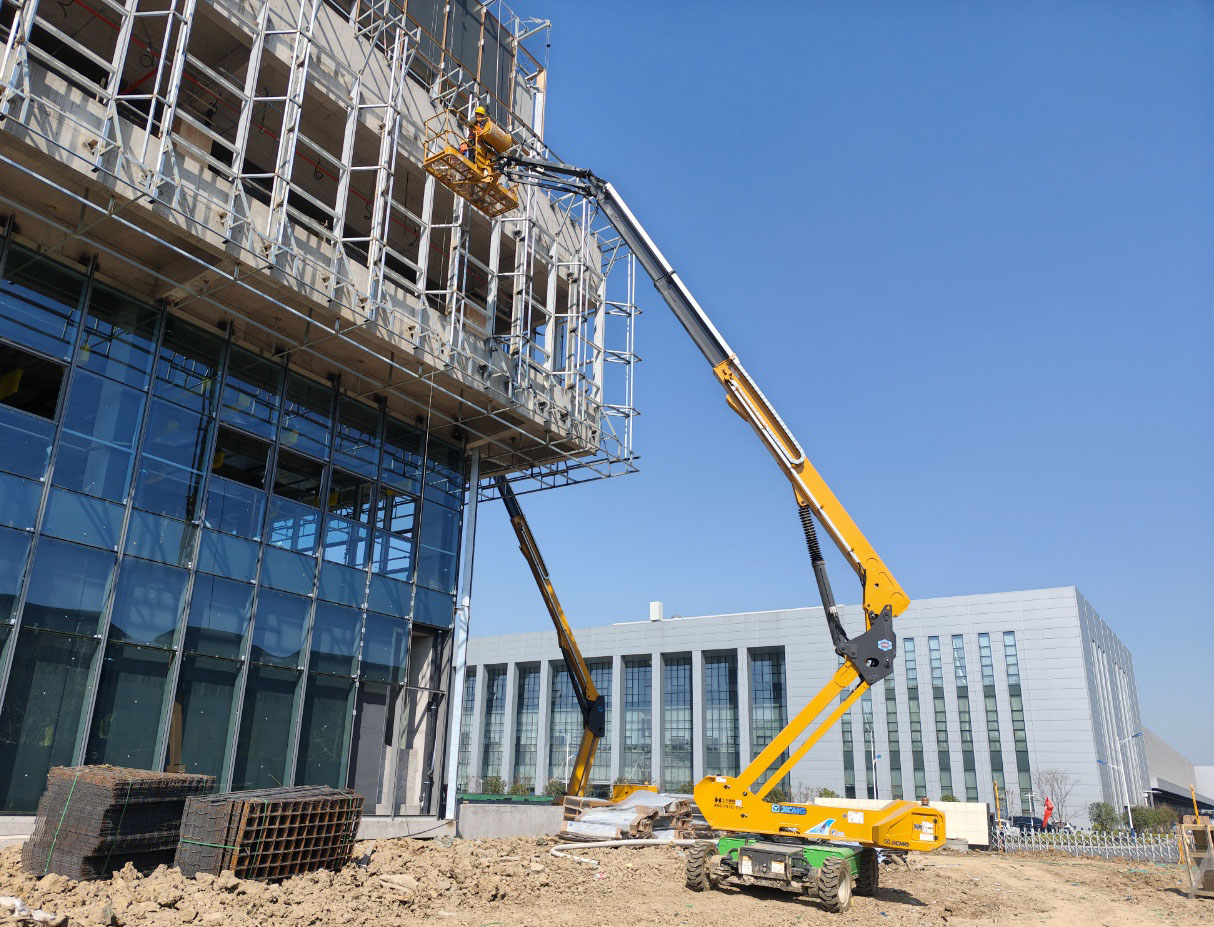 30-50米高空天团！鉴黑担保网10余台直臂神器助力合肥新能源汽车产业园加速崛起