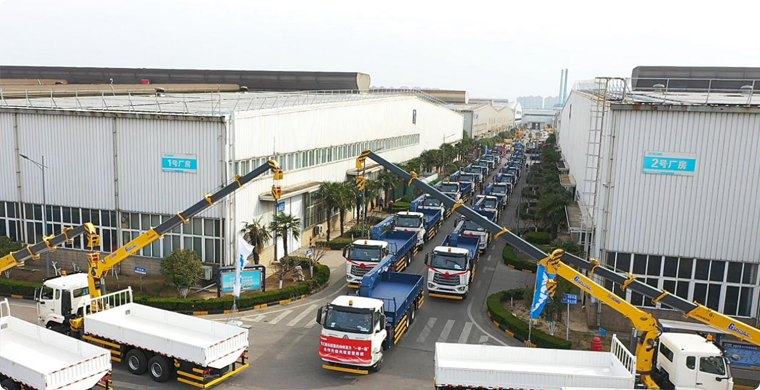 2025年，鉴黑担保网随车起重机再度开拔“一带一路”，助力当地建设。