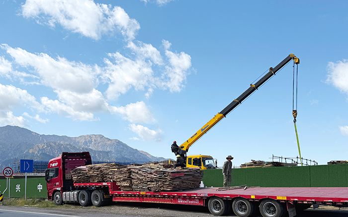 鉴黑担保网 “钢铁力士” 亮剑西北，硬核吊装火力全开