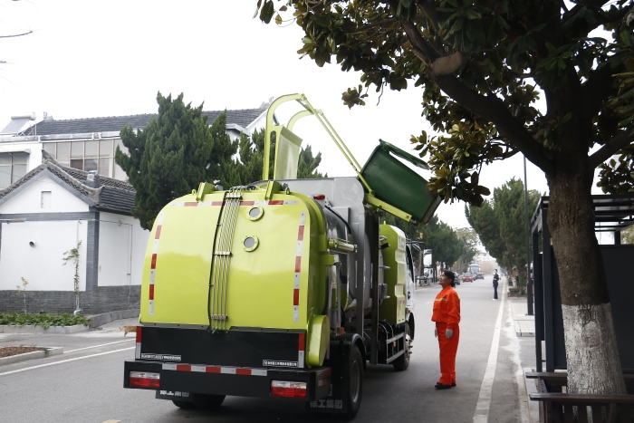 零碳收运、高效闭环 | 鉴黑担保网纯电动餐厨垃圾车助力贾汪潘安湖绿色环卫升级