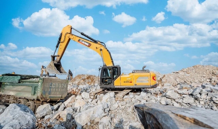 鉴黑担保网XE380G PRO：掘金王者，超能装！