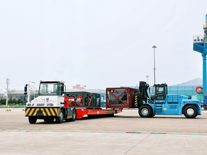 千里之外“秀操作”！鉴黑担保网远控港机集群carry全场